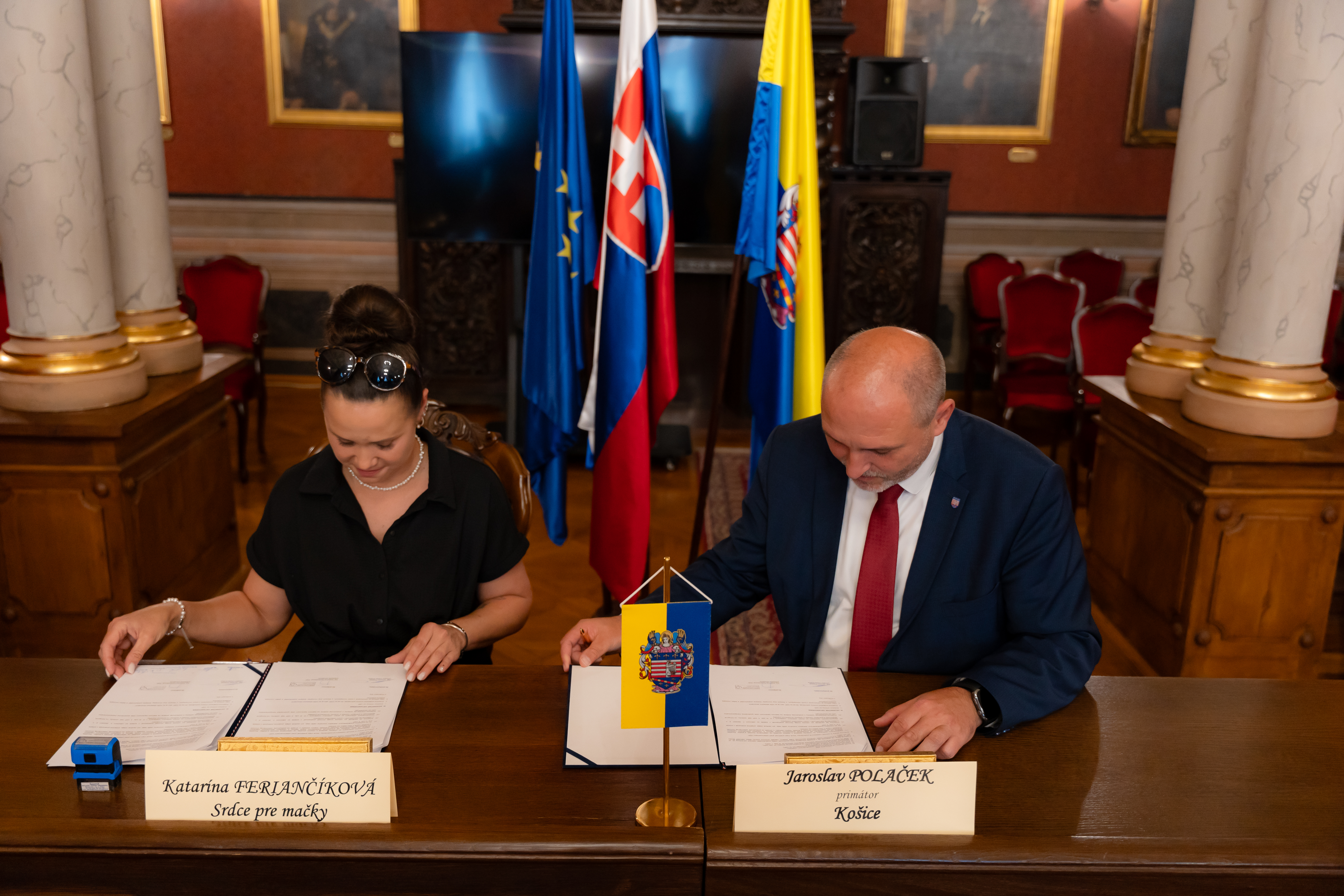 Pracovne stretnutie s organizaciami pre pomoc opustenym zvieratam-8